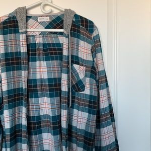 NWOT Maurice’s Hooded Flannel